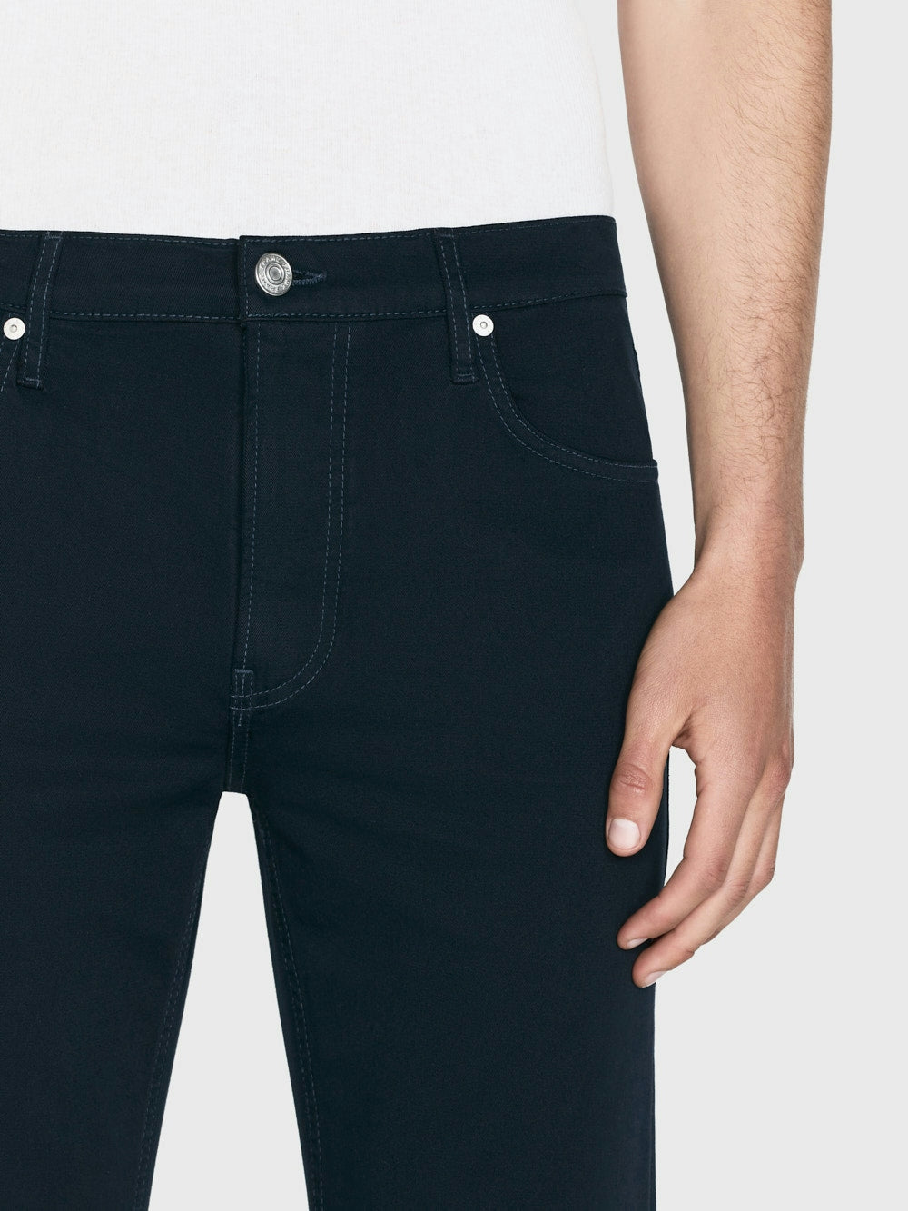 Frame Modern Straight Jeans
