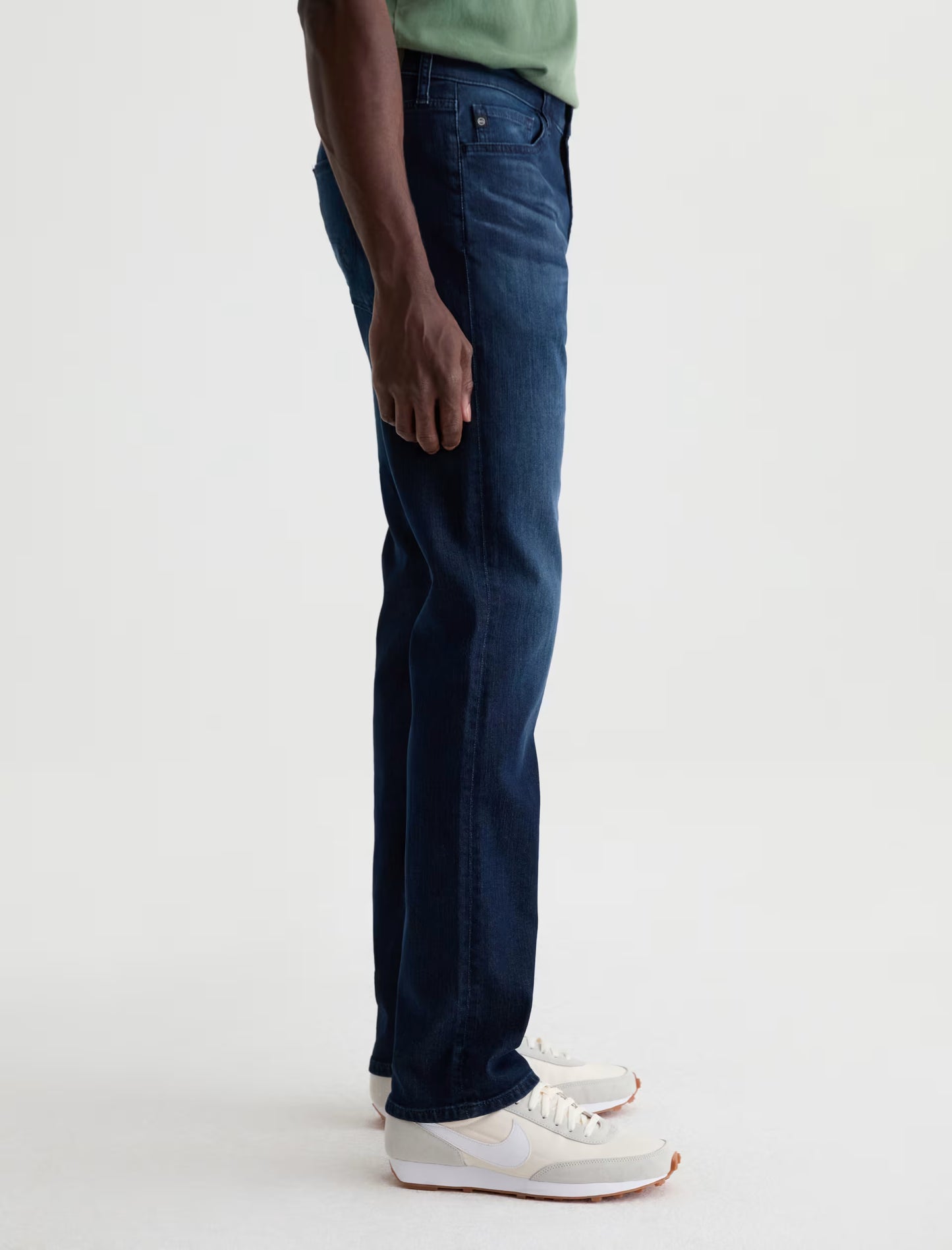 AG Everett Airluxe Slim Straight Jean
